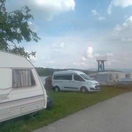 Cislo 9 Campsite Nitrianske Rudno